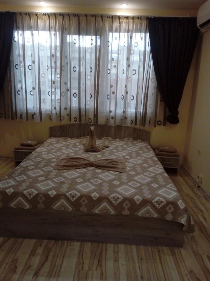 Апартамент Дани Apartament Dani Kazanlak Exterior photo
