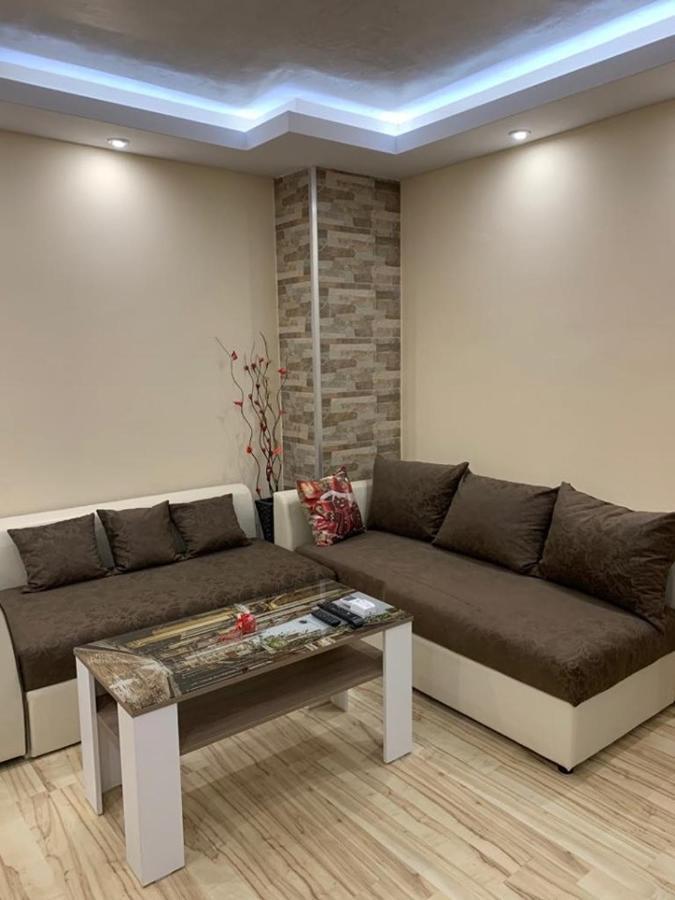 Апартамент Дани Apartament Dani Kazanlak Exterior photo