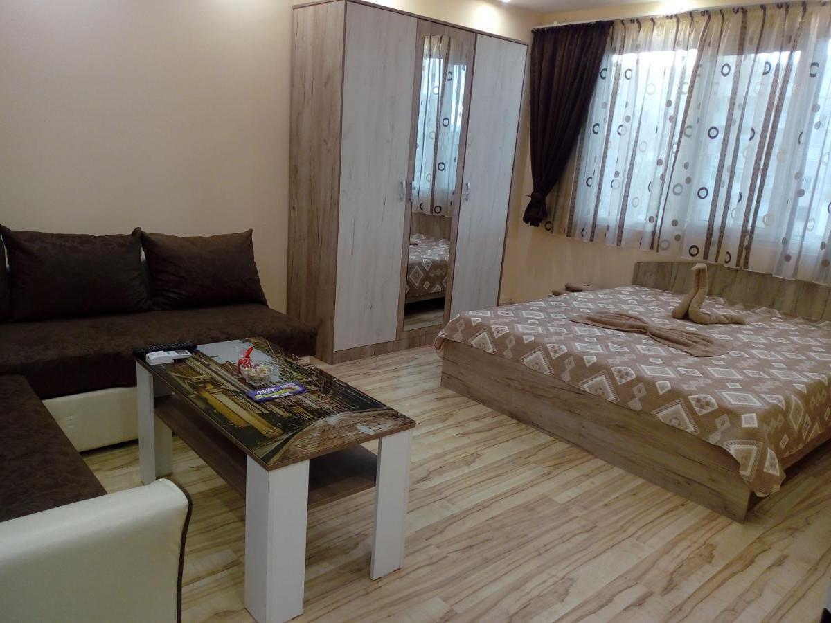 Апартамент Дани Apartament Dani Kazanlak Exterior photo