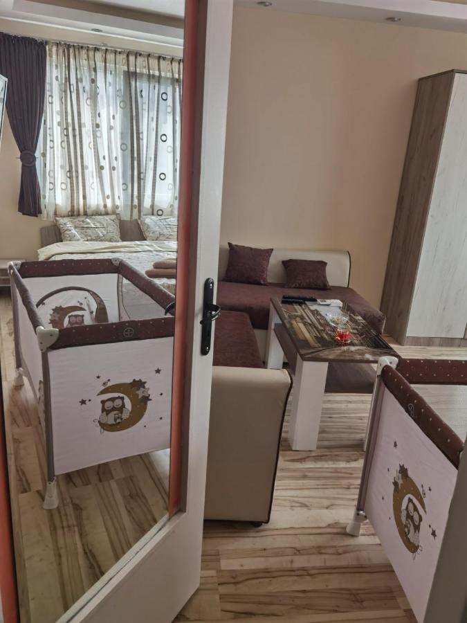 Апартамент Дани Apartament Dani Kazanlak Exterior photo